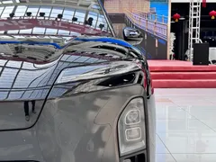 2026 Nio ES8 6-seat Executive Signature, чёрный — фото 4