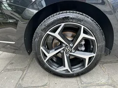 2024 Volkswagen Passat 330TSI Elite, чёрный — фото 36