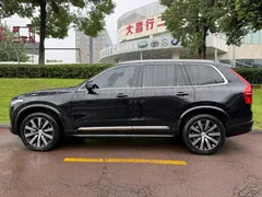 2023 Volvo XC90 B5 Luxury 5-seat, чёрный — фото 3
