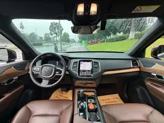 2023 Volvo XC90 B5 Luxury 5-seat, чёрный — фото 13