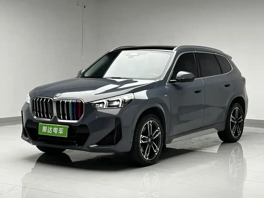 2023 BMW X1 M