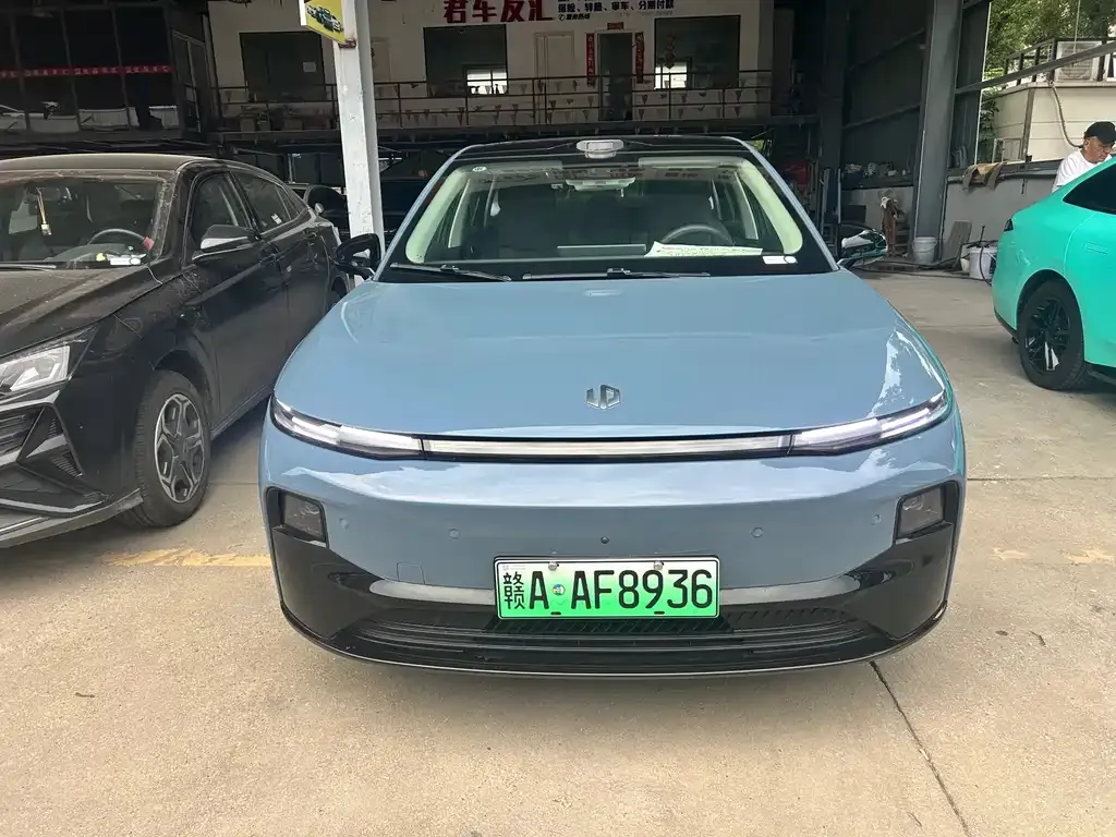 2025 Leapmotor B01 550