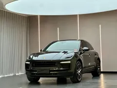 2022 Porsche Macan 2.0T — фото 1