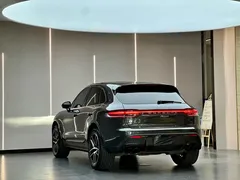 2022 Porsche Macan 2.0T — фото 12