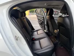 2021 Mazda 3 2.0L AT, белый — фото 10