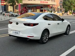 2021 Mazda 3 2.0L AT, белый — фото 15