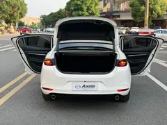 2021 Mazda 3 2.0L AT, белый — фото 16