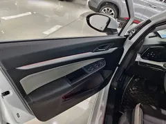 2023 Volkswagen Golf 280TSI DSG Pro, белый — фото 5