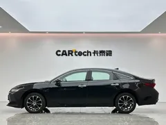 2022 Toyota Avalon 2.5L Luxury, чёрный — фото 2