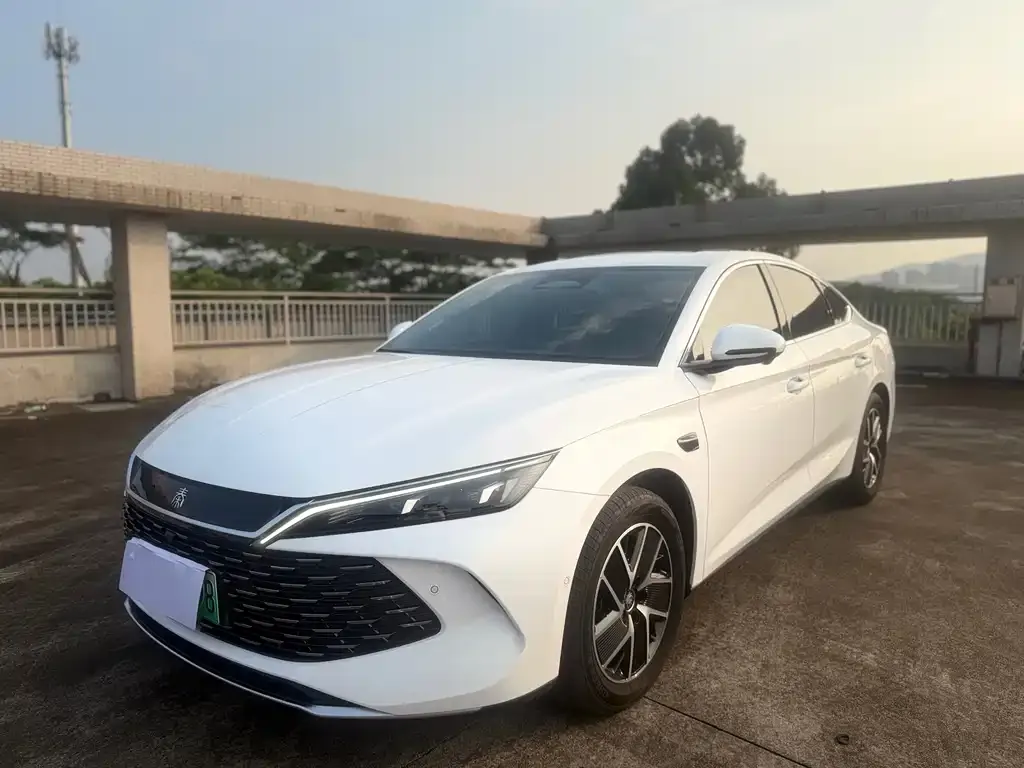 2025 BYD Qin L DM-i 120KM