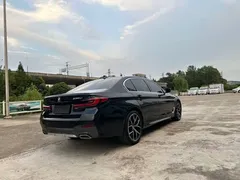 2021 BMW 5 Series 5 530Li M, чёрный — фото 15