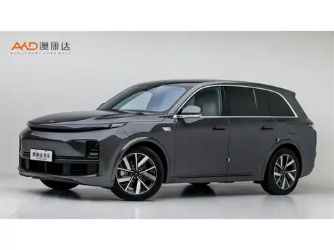 2023 Li Auto L8 L8/1.5T/23 /Pro