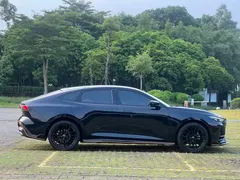 2023 Changan UNI-V 1.5T Sport, чёрный — фото 26