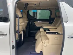 2020 Toyota Vellfire Hybrid 2.5L HV Premium, белый — фото 15