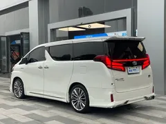 2020 Toyota Vellfire Hybrid 2.5L HV Premium, белый — фото 19