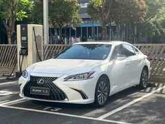 2021 Lexus ES 200, белый — фото 1
