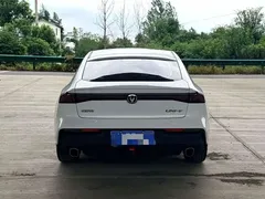 2023 Changan UNI-V 1.5T, белый — фото 7