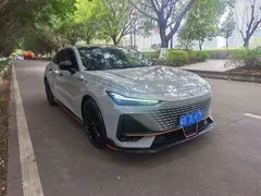 2022 Changan UNI-V 1.5T Sport — фото 3