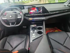2022 Changan UNI-V 1.5T Sport — фото 4