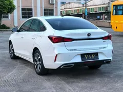 2021 Changan Eado PLUS NE 1.4T GDI DCT, белый — фото 9