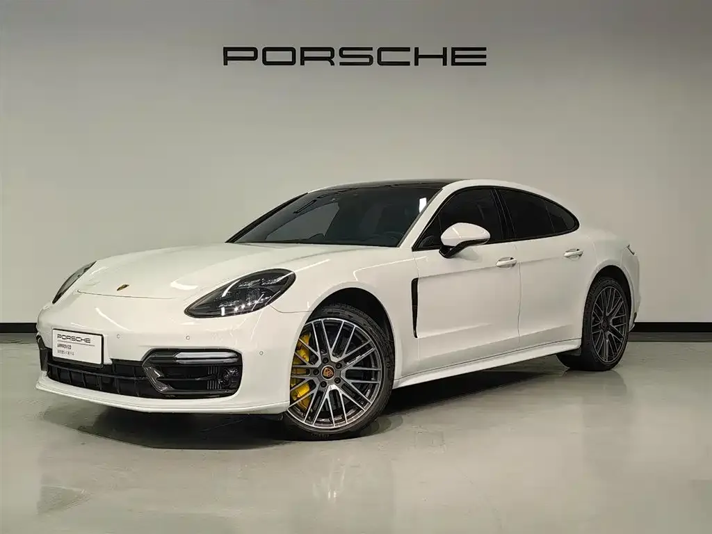 2023 Porsche Panamera Turbo S 4.0T