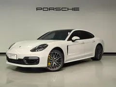 2023 Porsche Panamera Turbo S 4.0T, белый — фото 1