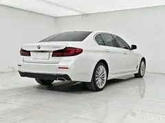 2022 BMW 5 Series 5 530Li, белый — фото 4