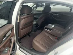 2022 BMW 5 Series 5 530Li, белый — фото 10