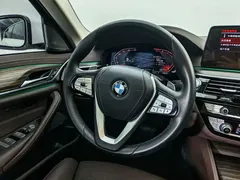 2022 BMW 5 Series 5 530Li, белый — фото 12