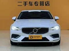 2021 Volvo S60 T4 Luxury, белый — фото 2