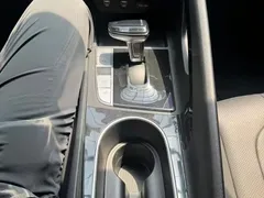 2022 Hyundai Elantra 1.5L CVT LUX Premium, белый — фото 14