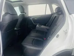 2022 Toyota RAV4 2.0L CVT 2WD Plus, белый — фото 9