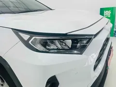 2022 Toyota RAV4 2.0L CVT 2WD Plus, белый — фото 16