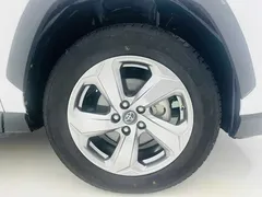 2022 Toyota RAV4 2.0L CVT 2WD Plus, белый — фото 17