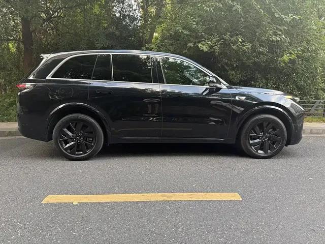 2023 Li Auto L8 Air