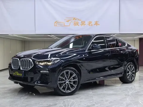 2021 BMW X6 M