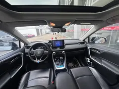 2021 Toyota RAV4 2.0L CVT 2WD Fashion, белый — фото 9
