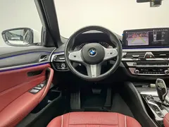 2023 BMW 5 Series 5 530Li M, белый — фото 16