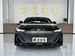 2022 Changan UNI-V 1.5T Excellence, чёрный — фото 2