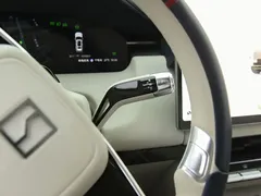 2025 Zeekr 9X Hyper 70kWh, белый — фото 11