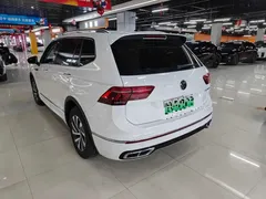 2022 Volkswagen Tiguan L 430PHEV PHEV Flagship, белый — фото 8