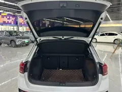 2022 Volkswagen T-Roc 280TSI DSG 2WD Comfort Plus, белый — фото 9