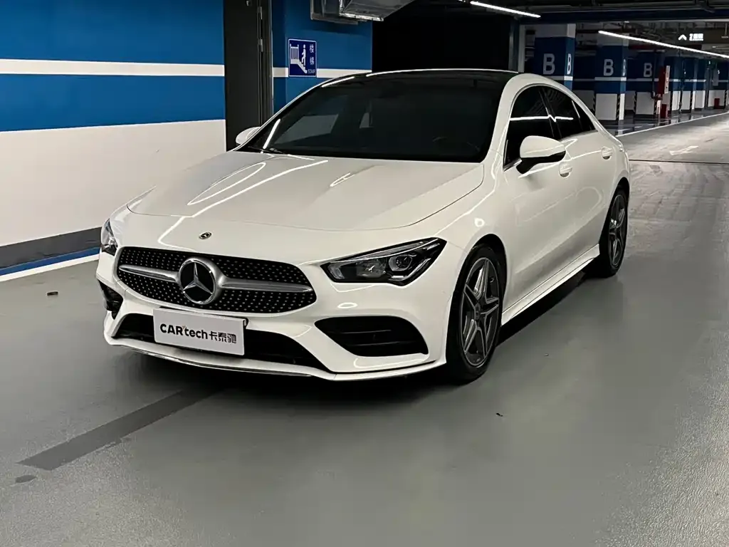 2023 Mercedes-Benz CLA 200