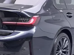 2023 BMW 3 Series 325i M, чёрный — фото 22