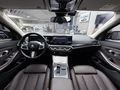 2023 BMW 3 Series 325i M, чёрный — фото 25