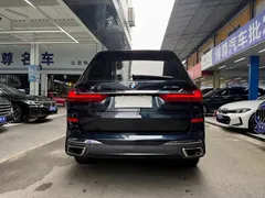 2021 BMW X7 xDrive40i M, чёрный — фото 24