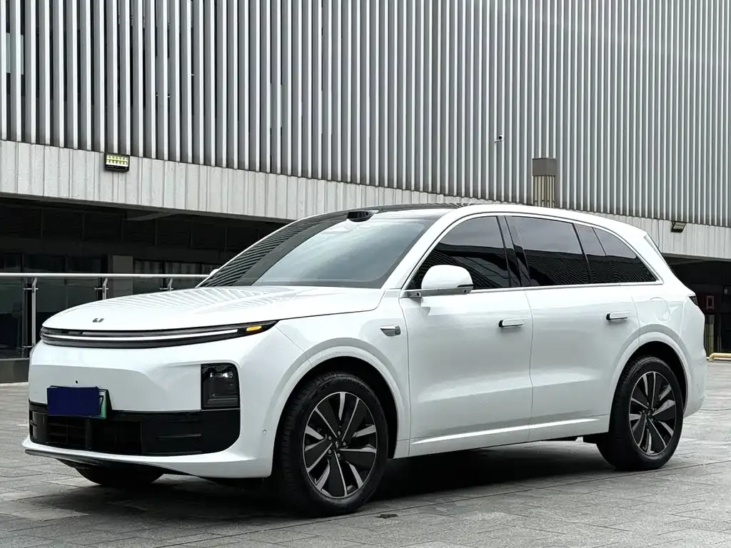 2025 Li Auto L6 Pro