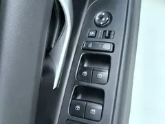 2022 Hyundai Elantra 1.5L CVT LUX Premium, белый — фото 10