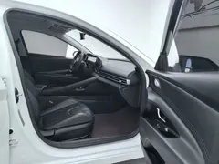 2022 Hyundai Elantra 1.5L CVT LUX Premium, белый — фото 11