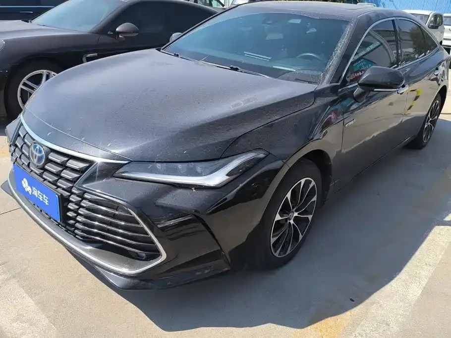 2023 Toyota Avalon Hybrid 2.5L Luxury